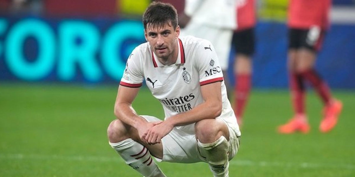 Tamparan-Keras-untuk-Klub-AC-Milan,-Harus-Bisa-Bangkit